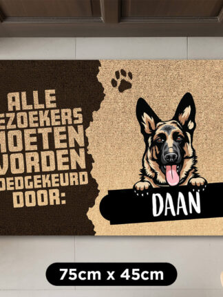 Gepersonaliseerde deurmat - Bezoekers moeten worden goedgekeurd door